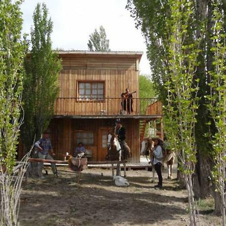 לינה וארוחת בוקר Casa Riera Estancia Santa Thelma מראה חיצוני תמונה