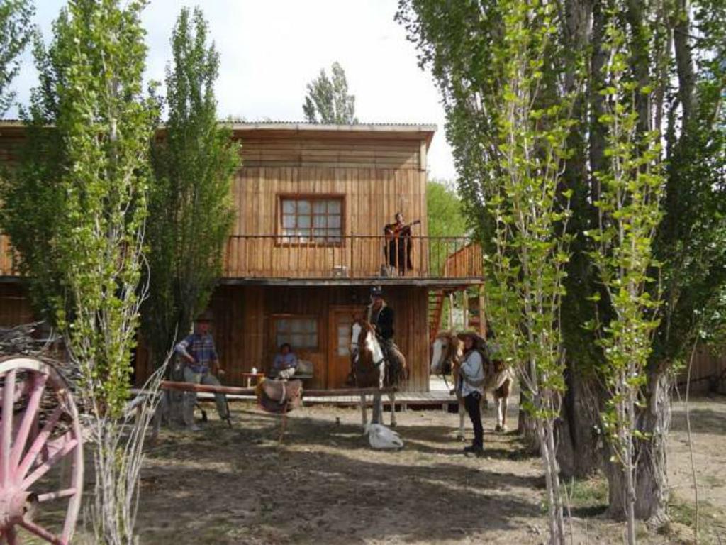 לינה וארוחת בוקר Casa Riera Estancia Santa Thelma מראה חיצוני תמונה